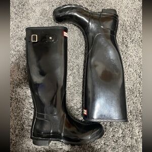 Black Glossy Hunter Boots!